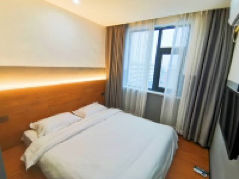 洛阳老友快捷酒店 - 情侣大床房