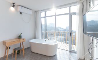 East Pole East Fushan Tata Sea View Home Stay