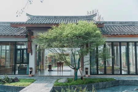 Chongqing West Suburb Yashe Hotel Отели рядом с достопримечательностью «Chongqing Vocational College of Art and Engineering»