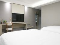 自贡海巢智选酒店 - 日式和风双床房