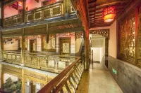 Dehoulou Boutique Inn
