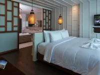 Whale Hua Hin Hotels near Pone Kingpeth Park