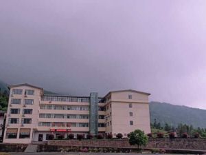 Fanjingshan Jinlong Hotel