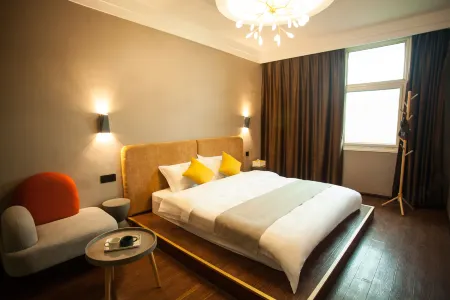 WEIJIA HOTEL Отели рядом со станцией Jishou Railway Station