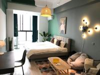 上海乐活精品公寓 - 大城小事-投影大床房