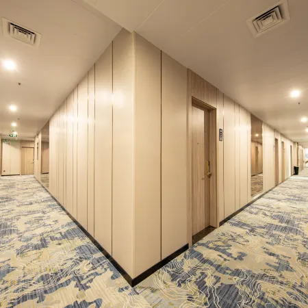 Jiangmen Park Lane Yiju Hotel (Jiangmen Wuyi University Yingbin Avenue)