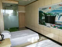 Keyou Qianqi Mountain City Xinjia Hotel