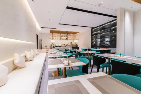 Yueyan Hotel (Nanning Convention and Exhibition Center Longxi Subway Station) Отели рядом с достопримечательностью «Yongjiang Inlet Art Museum»