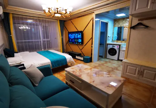 Aiju Family Apartment (Yingkou Shanhai Square) - Condos