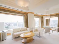 Jr Hotel Clement Takamatsu Hotels near Kagawa Museum