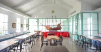 Seaman Resort - breakfast