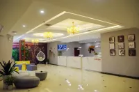 JUNY HOTEL(Luotian Zhongbai)