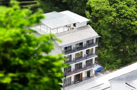 Shennongjia Warm Inn