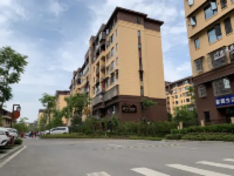 Jiuju Inn โรงแรมใน