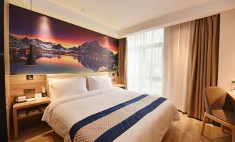 Super 8 (North Of Yihuan Mengcheng Road)