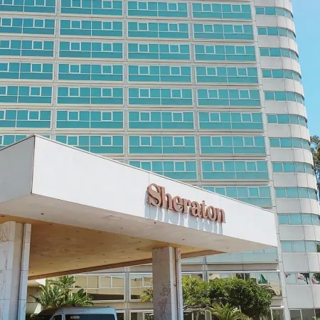 Sheraton Gateway Los Angeles Hotel Отели рядом с достопримечательностью «Район аэропорта Лос-Анджелеса»
