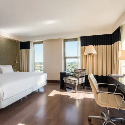 NH Den Haag Hotels near Leeuwenbergh Golf