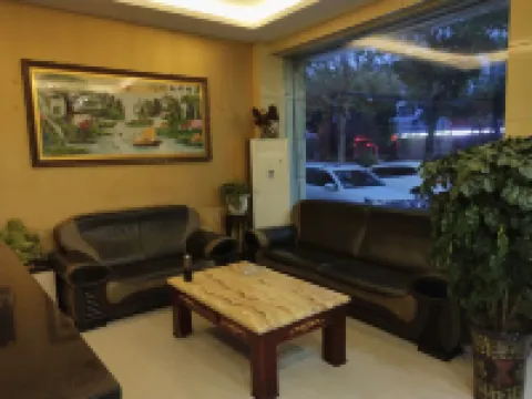 Guangshan Yingjun Hotel Hotels in Guangshan