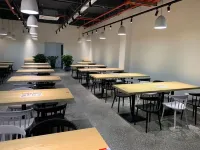 自由家主題公寓（吳川鼎龍灣店） - 早餐