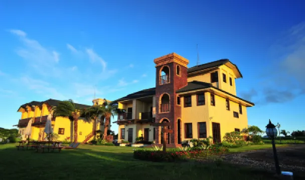 Puding 535 Hostel Hotels near Longpan Park