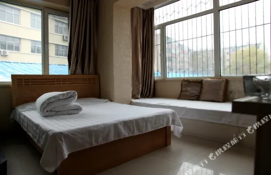 黑山錦華園賓館