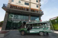 The Sixteenth Naiyang Beach Hotel Hotels near Laem Khat