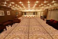 Baoshi International Hotel Hotels in Antu