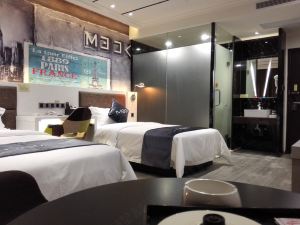 MBOX Boutique Hotel