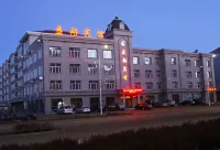 富裕盛翔ホテル Fuyu Branch， Heilongjiang Radio & Television University周辺のホテル