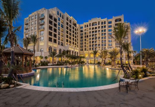 三亚马兰花假日酒店外景图