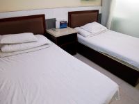 北京金凤旅馆 - 标准双床房