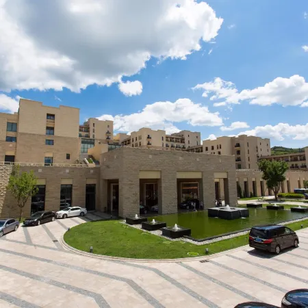 Watertown Hotel