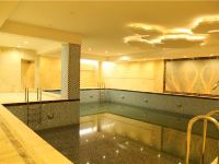 平江阳光国际大酒店 - 室内游泳池