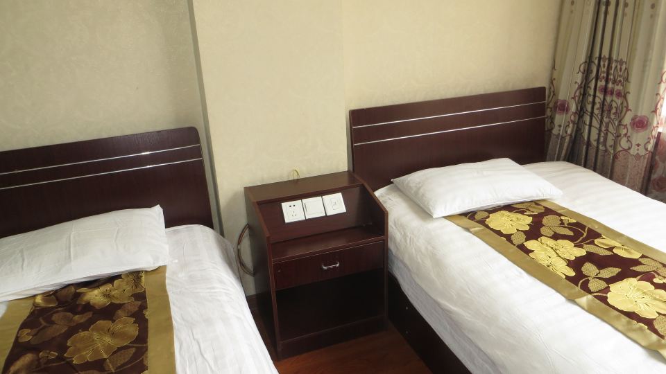 Xi Qian Xing Nan Qiao Business Hotel