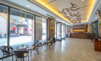 Elan Hotel (Taizhou Golden Eagle Pozi Street)