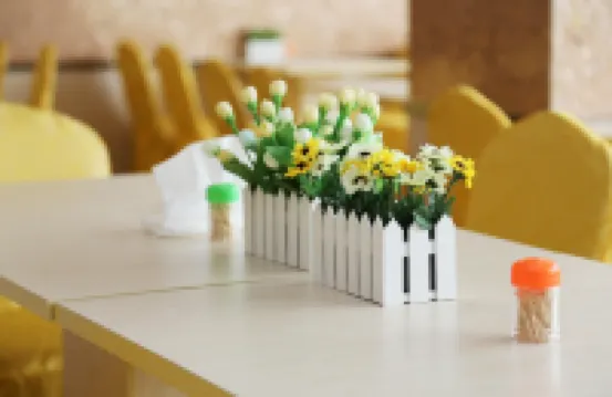 亨利商務酒店（東莞西平地鐵站店）