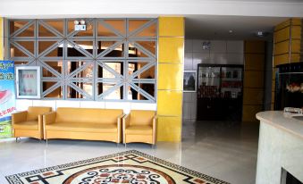 Jiatianxia Business Hotel