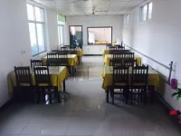 Xunyi cinema business hotel Hotels in Xunyi