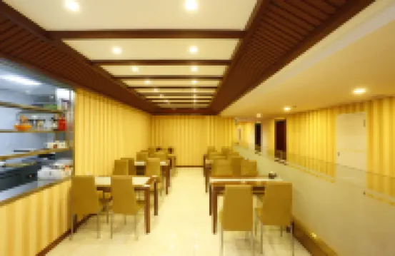 Yishu Theme Hotel