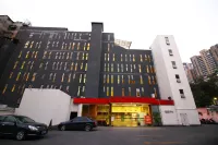 Nuoting Hotel Chain Hotel · Selected (Shaoguan Xihe Sports Center Donggangling) - 2-نجوم