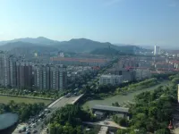 Shaoxing Shangyu Radisson Wanjin Hotel - Swimmingpools