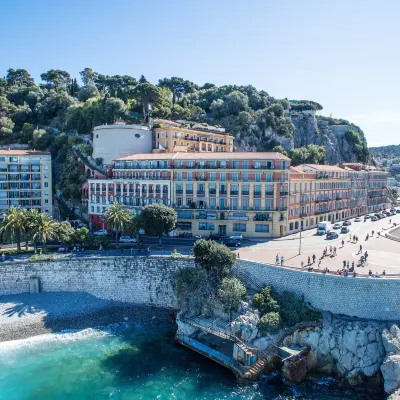 Hotel Suisse Nice Hotels near Plage Castel