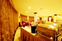 Huadu Hotel - فطور