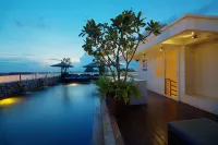 Nita by Vo Luxury Hotel - Rooftop Pools