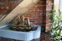 JiaHuaBusiness Hotel