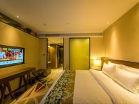 潮漫酒店(广州科学城店) - 品质致选大床房
