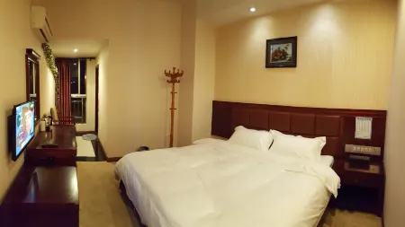Yongzhou Haolaiwu Riverview Hotel
