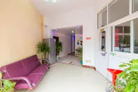 Hongfu Hotel (Nanyang Wancheng District)