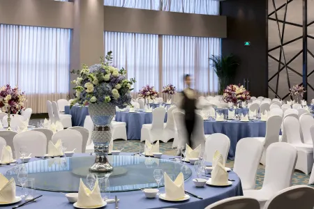 Grand Kingtown Hotel Wuxi Отели рядом с достопримечательностью «Wuxi College of Vocational Technology (Qian'ou Road)»