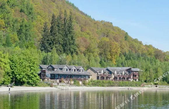 洛蒙德湖畔住宿酒店